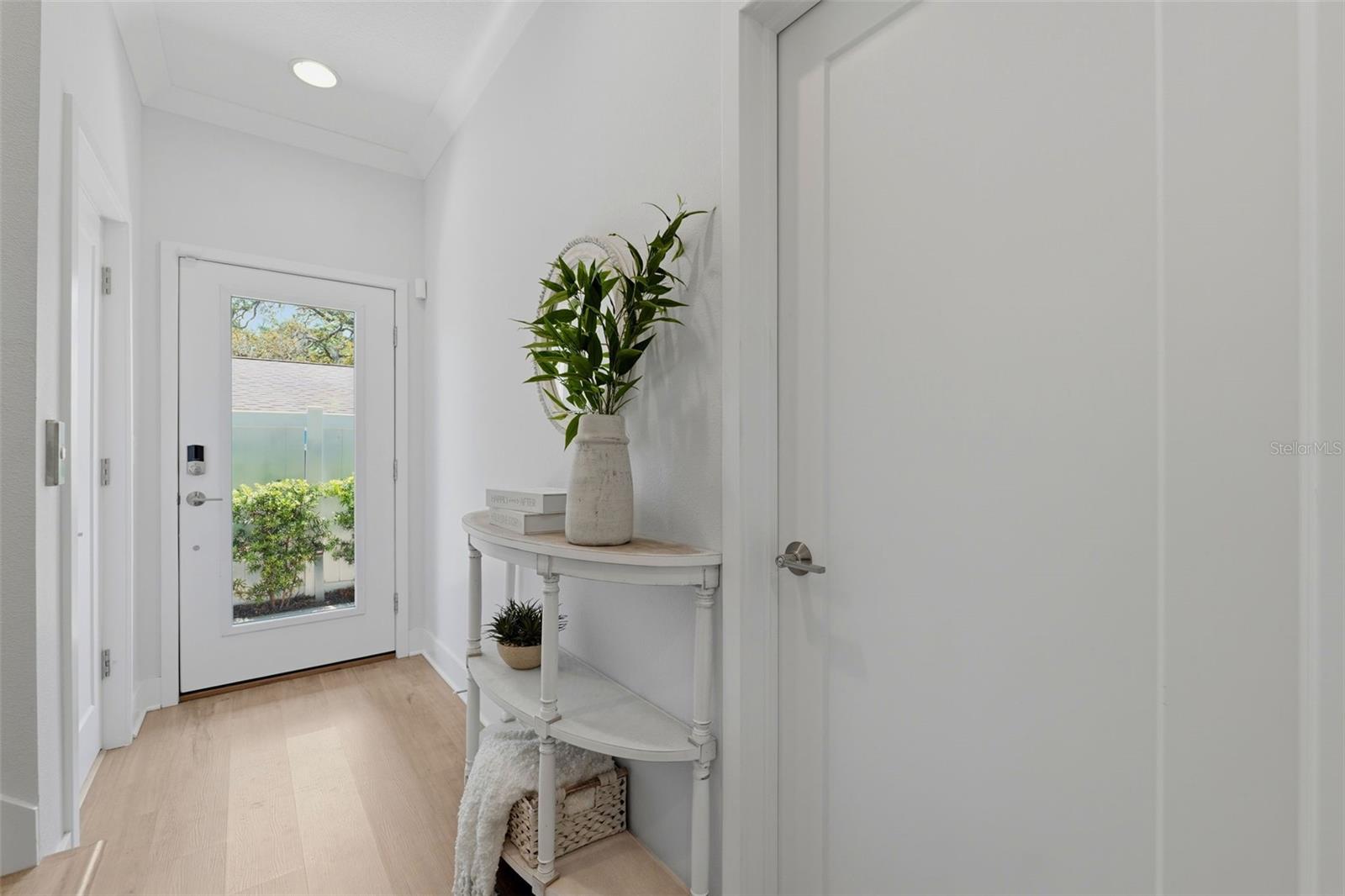 946 HIGHLAND AVE #16 — photo 6