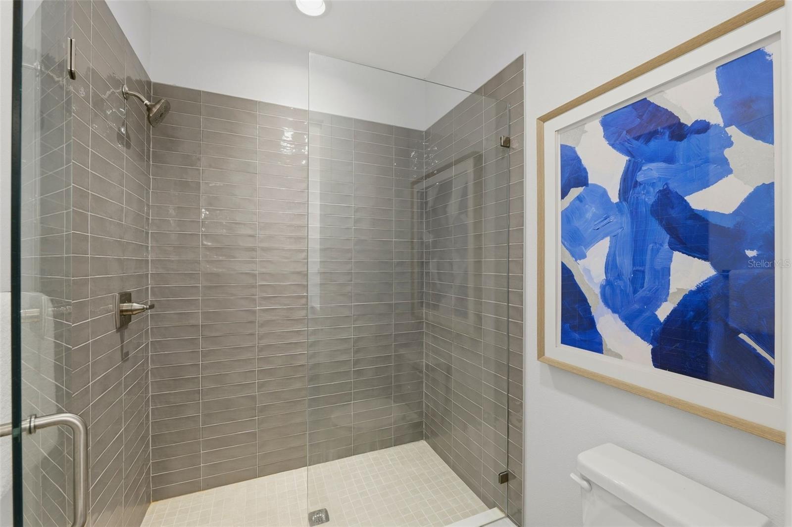 946 HIGHLAND AVE #16 — photo 22