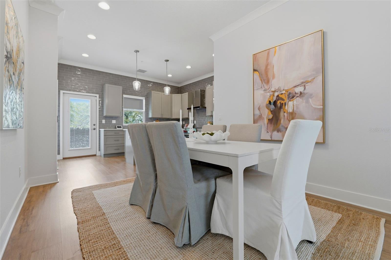 946 HIGHLAND AVE #16 — photo 11