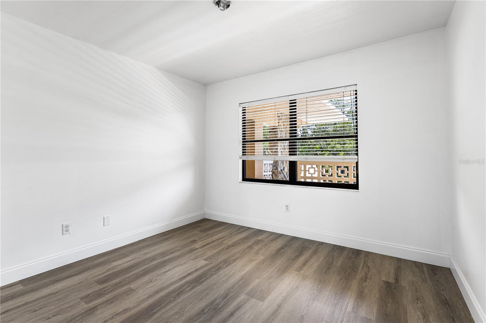 5080 LOCUST ST NE #322 — photo 9