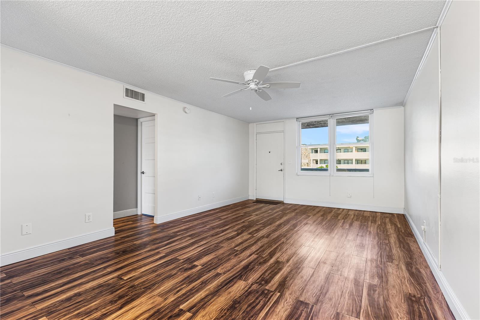 4915 BAY ST NE #224 — photo 5