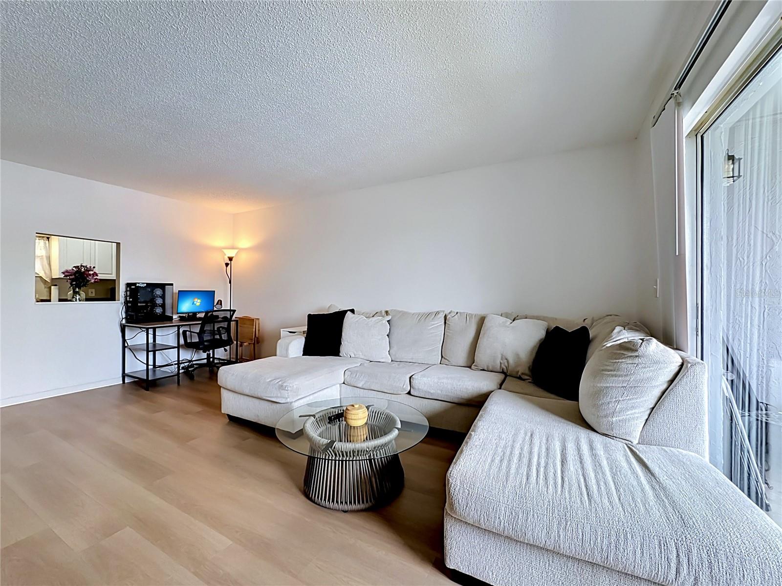 5507 FOUNTAIN LAKE CIR #B206 — photo 12