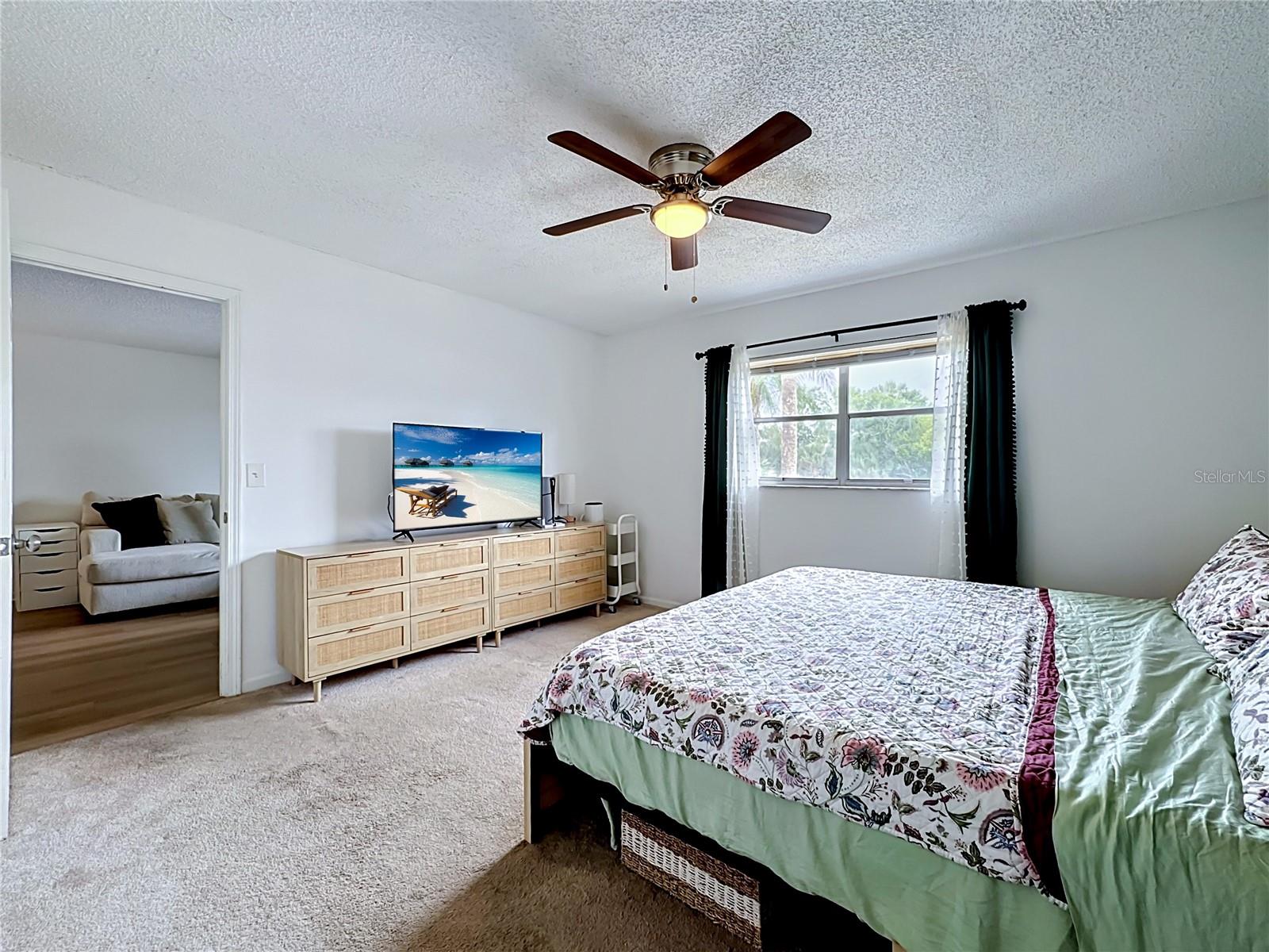 5507 FOUNTAIN LAKE CIR #B206 — photo 17