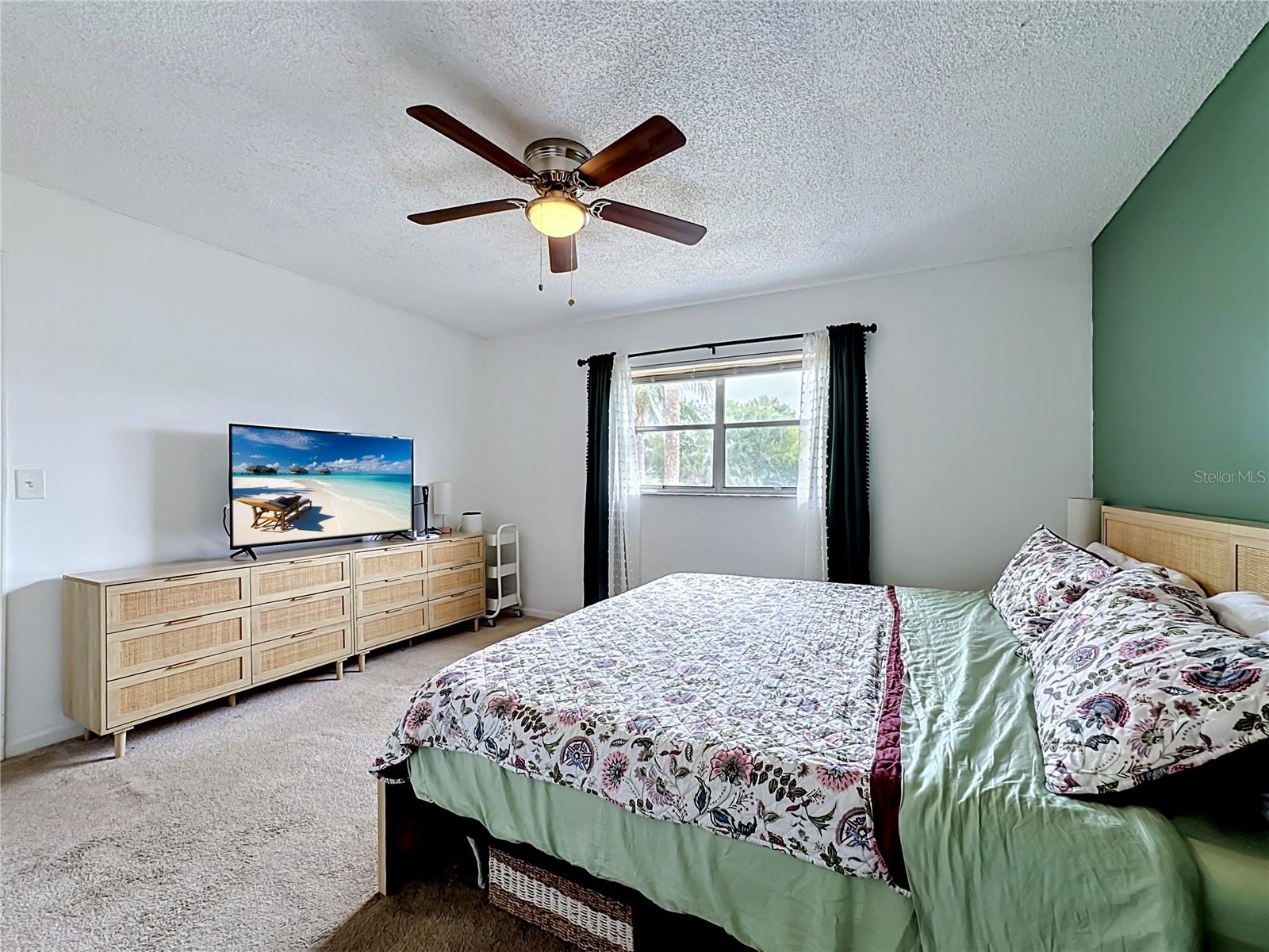 5507 FOUNTAIN LAKE CIR #B206 — photo 20