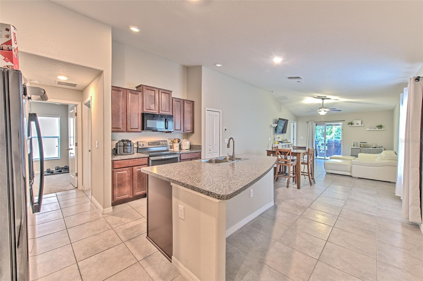 17334 WHITE MANGROVE DR — photo 5