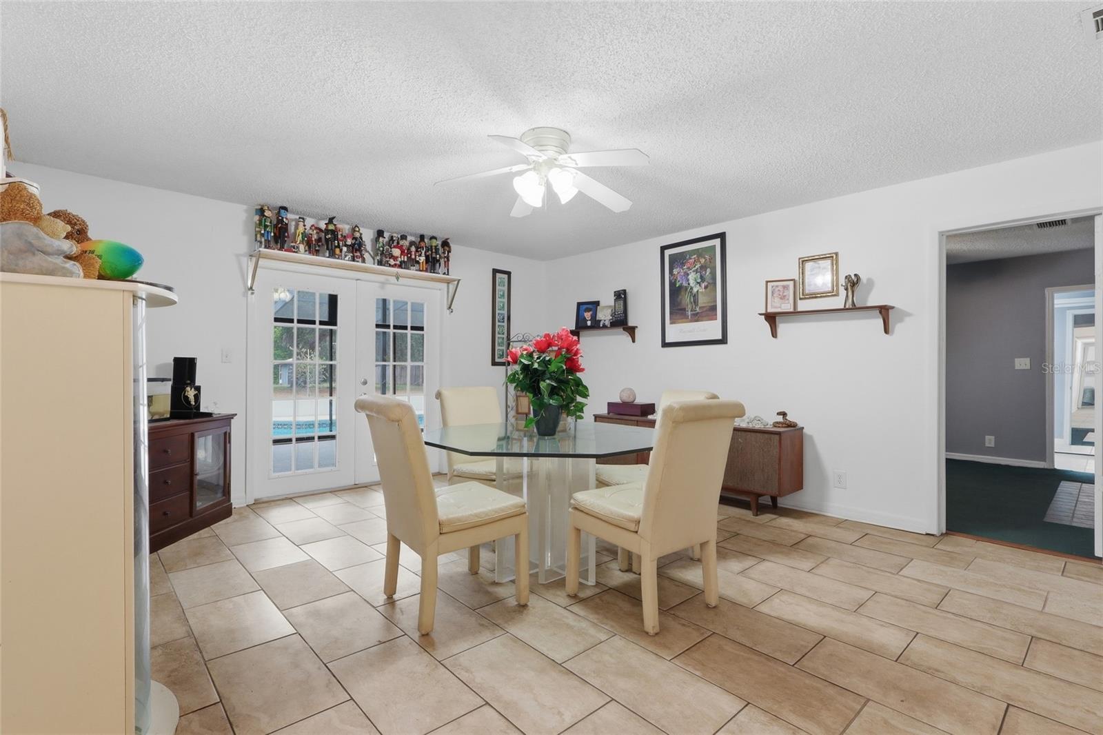 Home in RIVERVIEW — photo 8