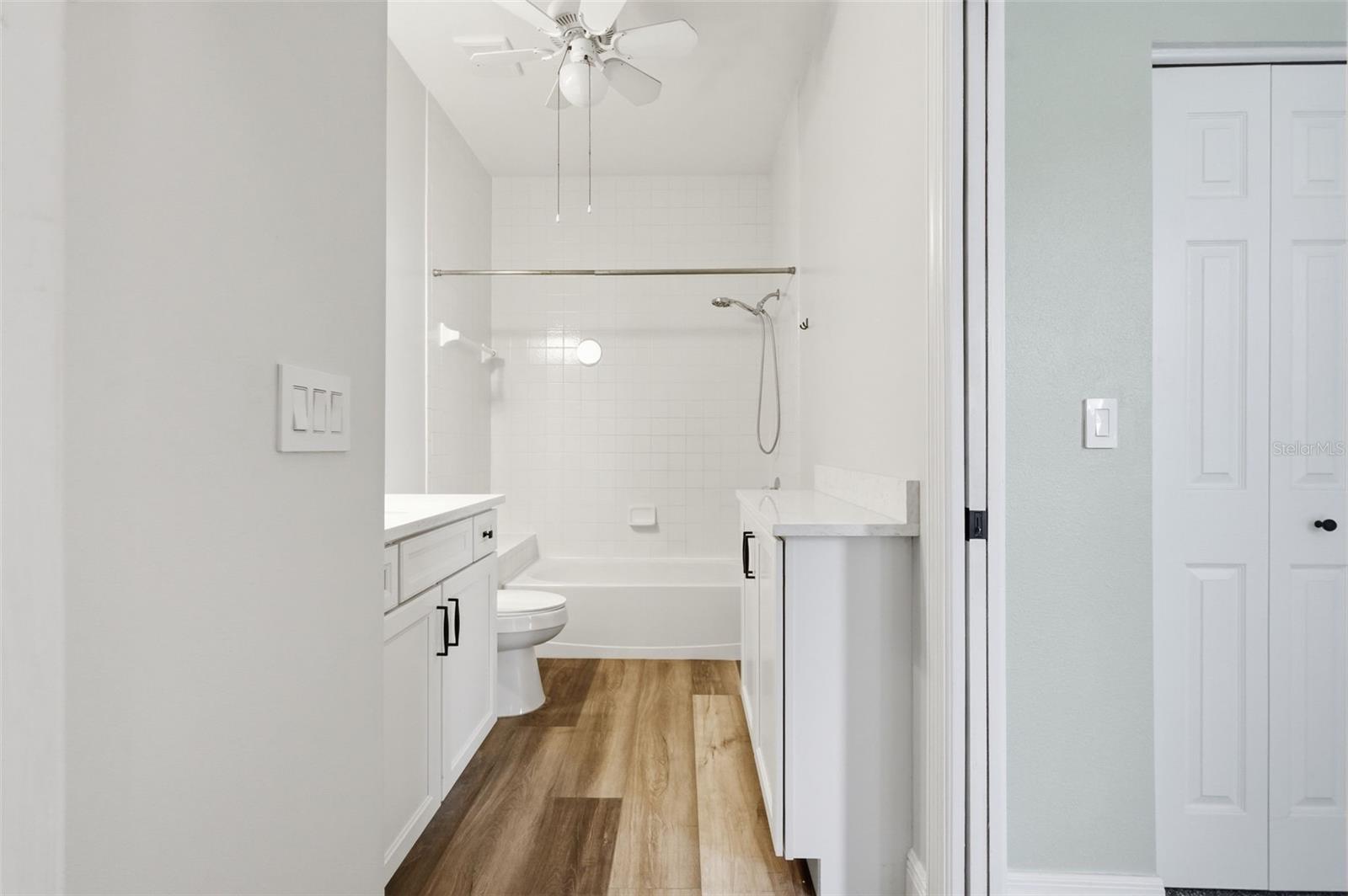 11214 SAILBROOKE DR — photo 10