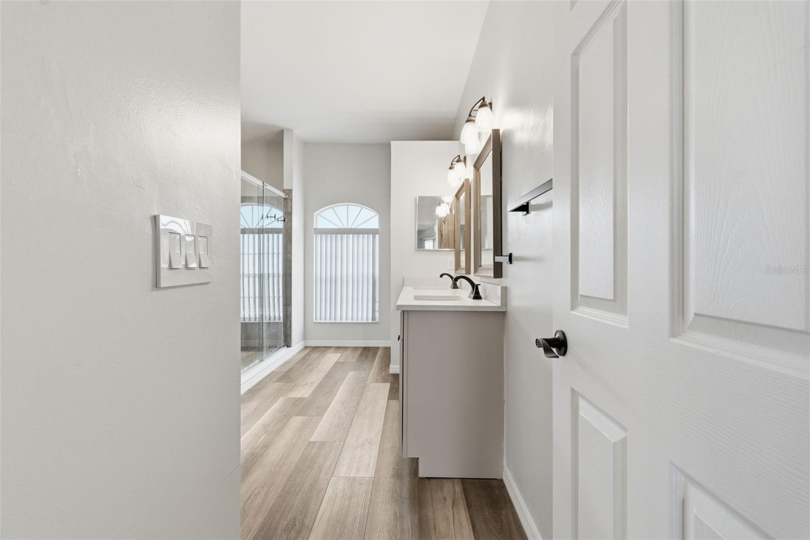 11214 SAILBROOKE DR — photo 27