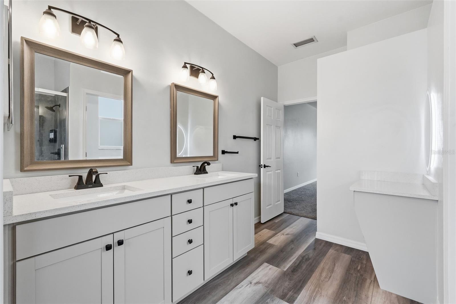 11214 SAILBROOKE DR — photo 33