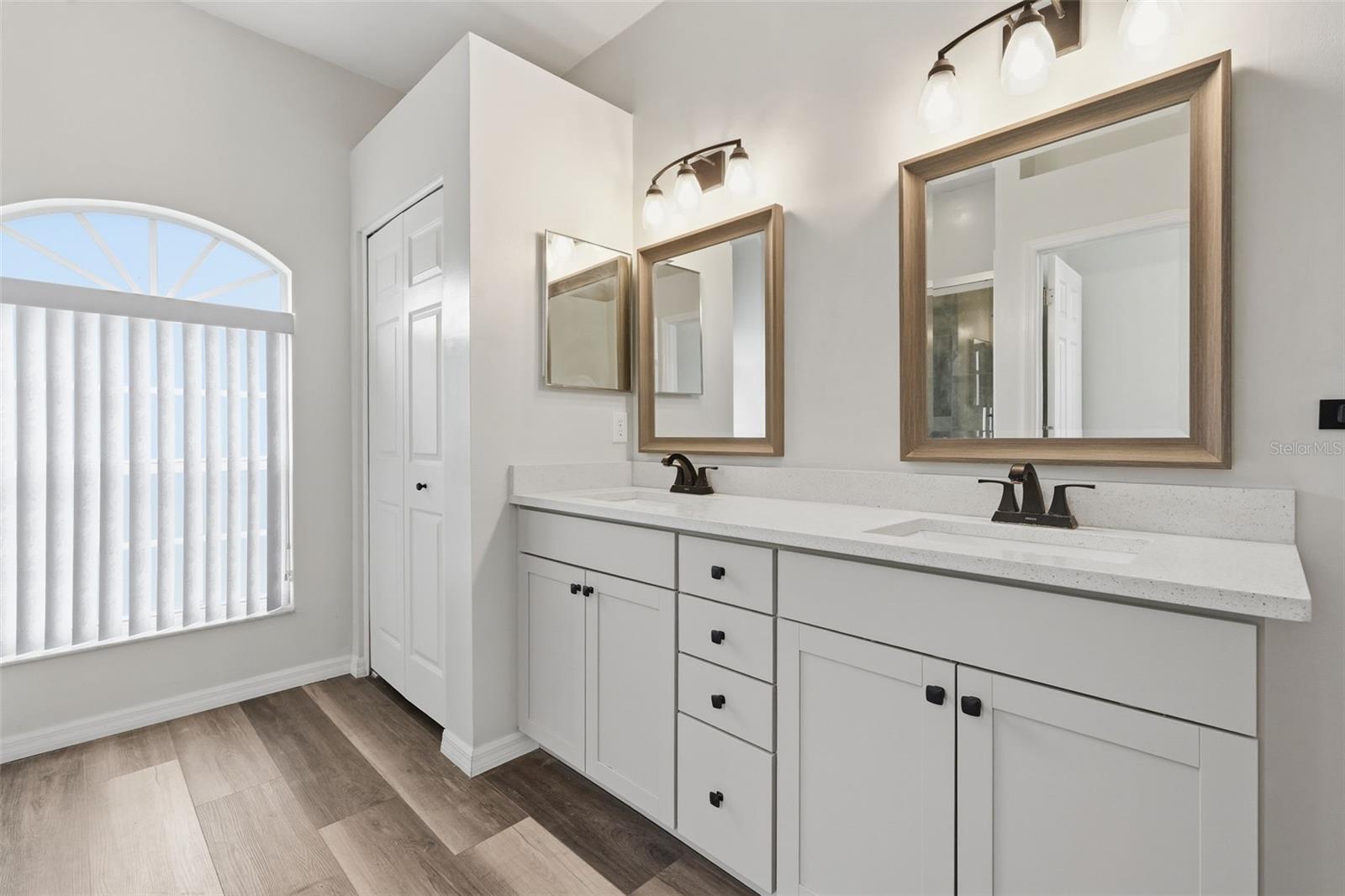 11214 SAILBROOKE DR — photo 29