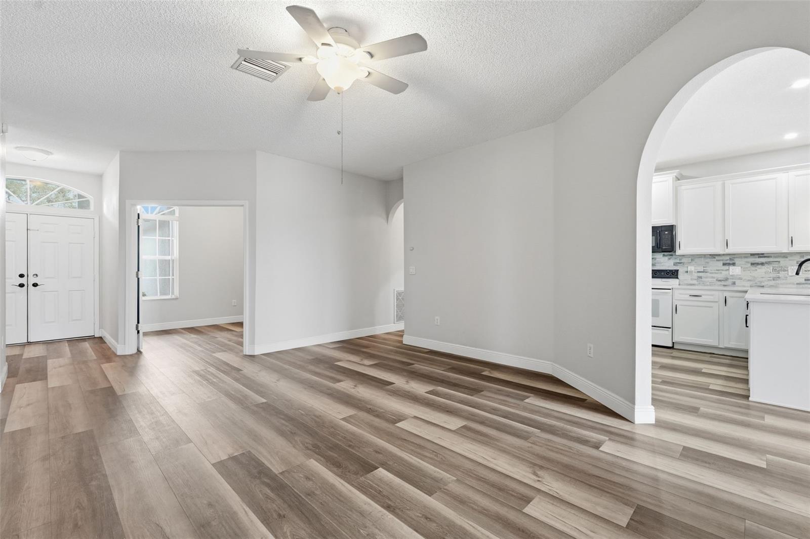 11214 SAILBROOKE DR — photo 38
