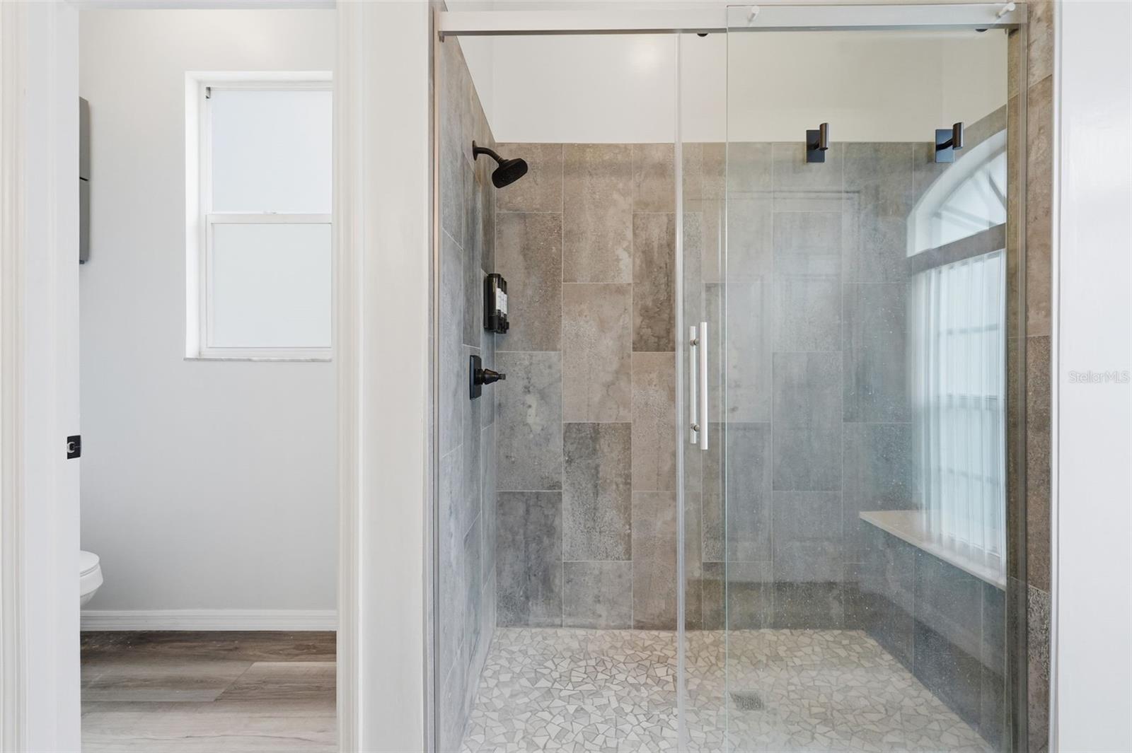 11214 SAILBROOKE DR — photo 32