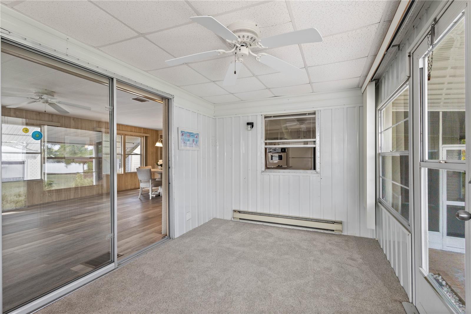 320 TROPIC DR — photo 7