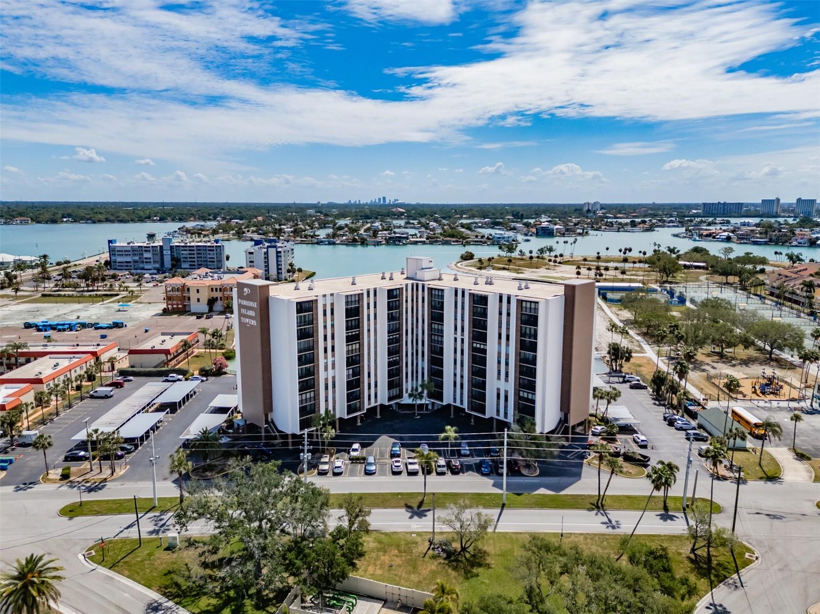 10355 PARADISE BLVD #511 — photo 41
