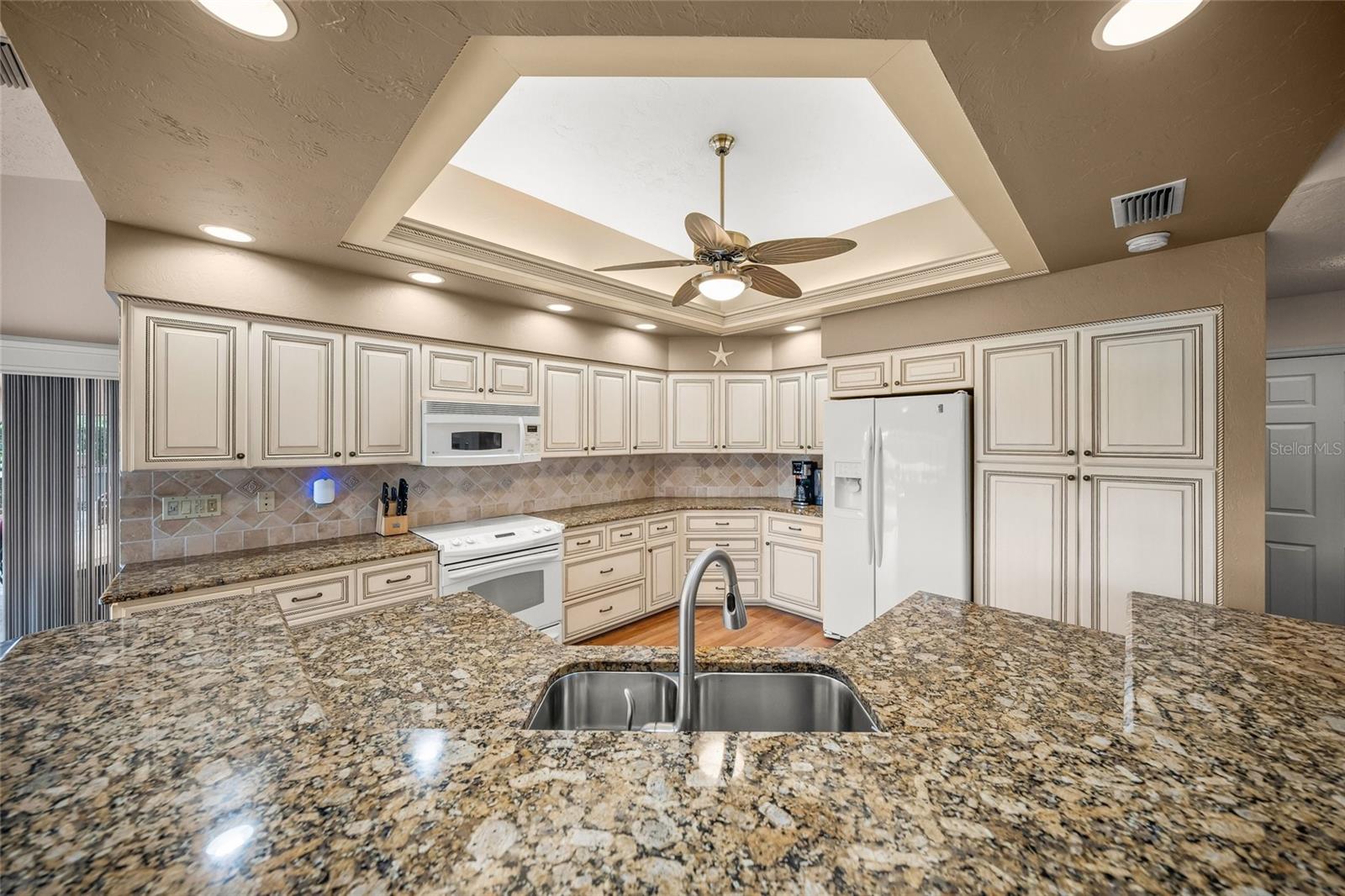 8838 WILD DUNES DR — photo 16