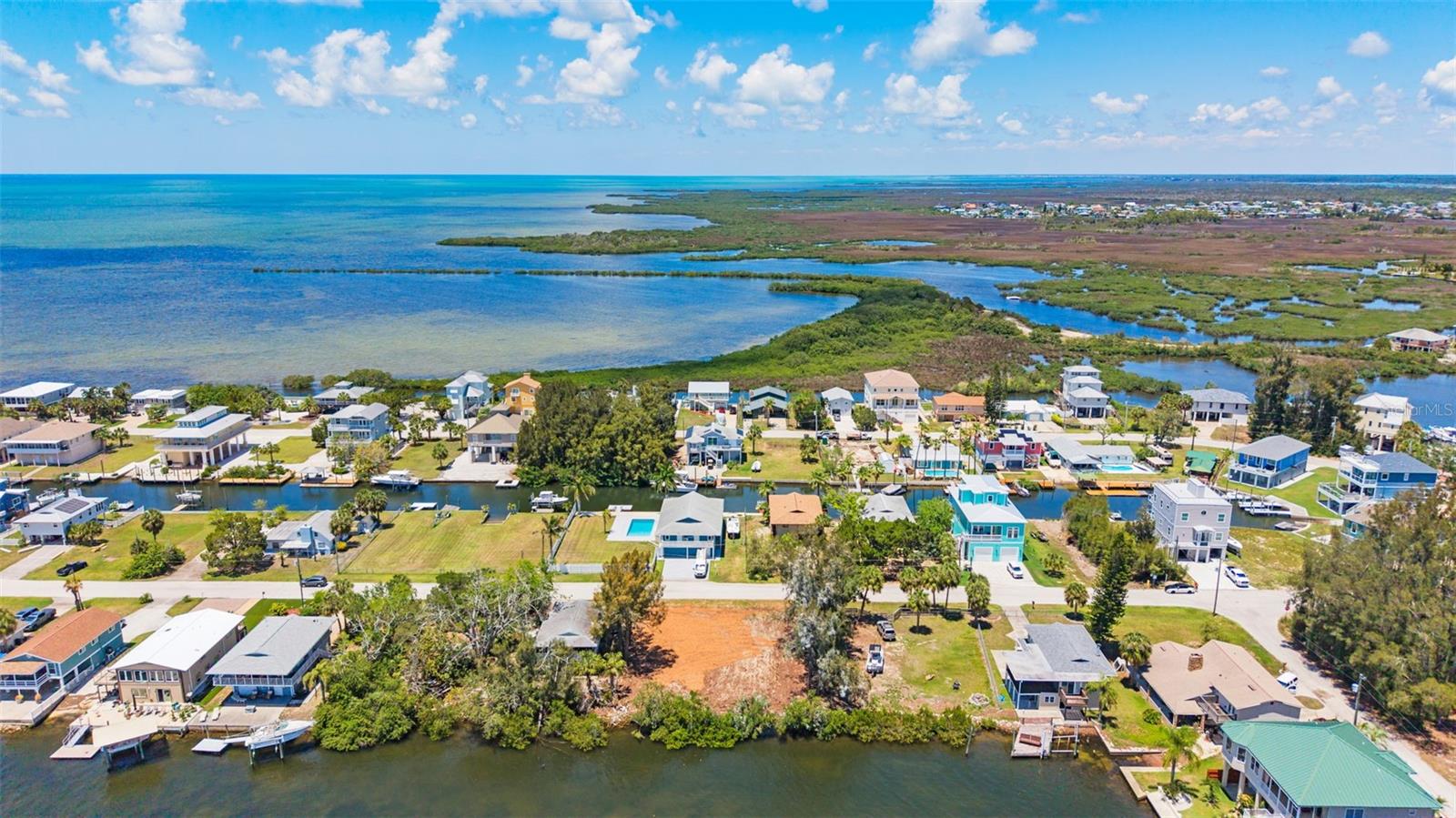 6646 SEAVIEW BLVD — photo 13
