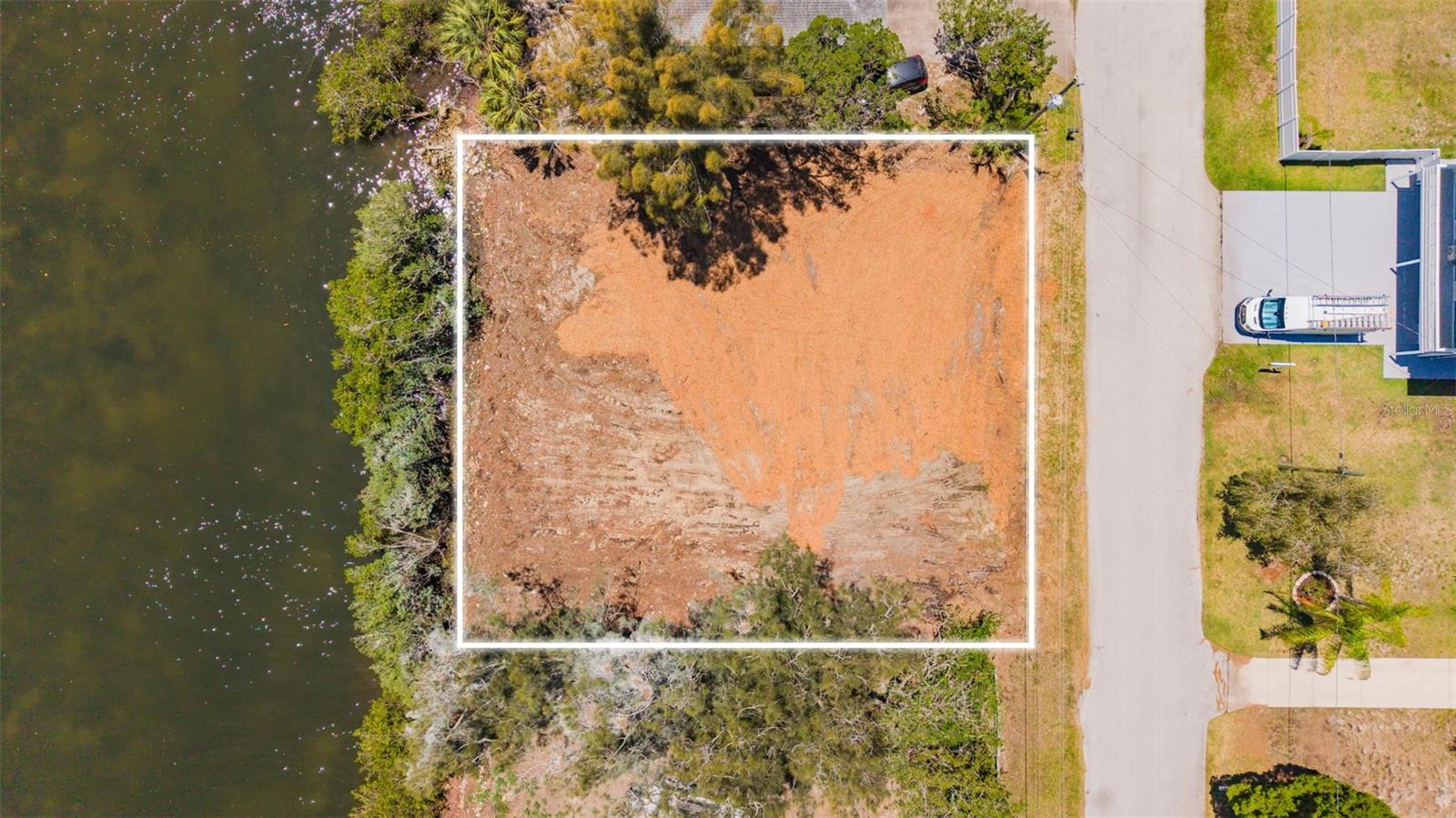 6646 SEAVIEW BLVD — photo 5