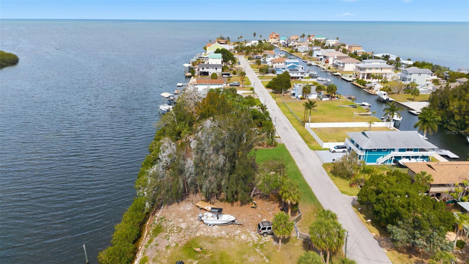 6646 SEAVIEW BLVD — photo 9