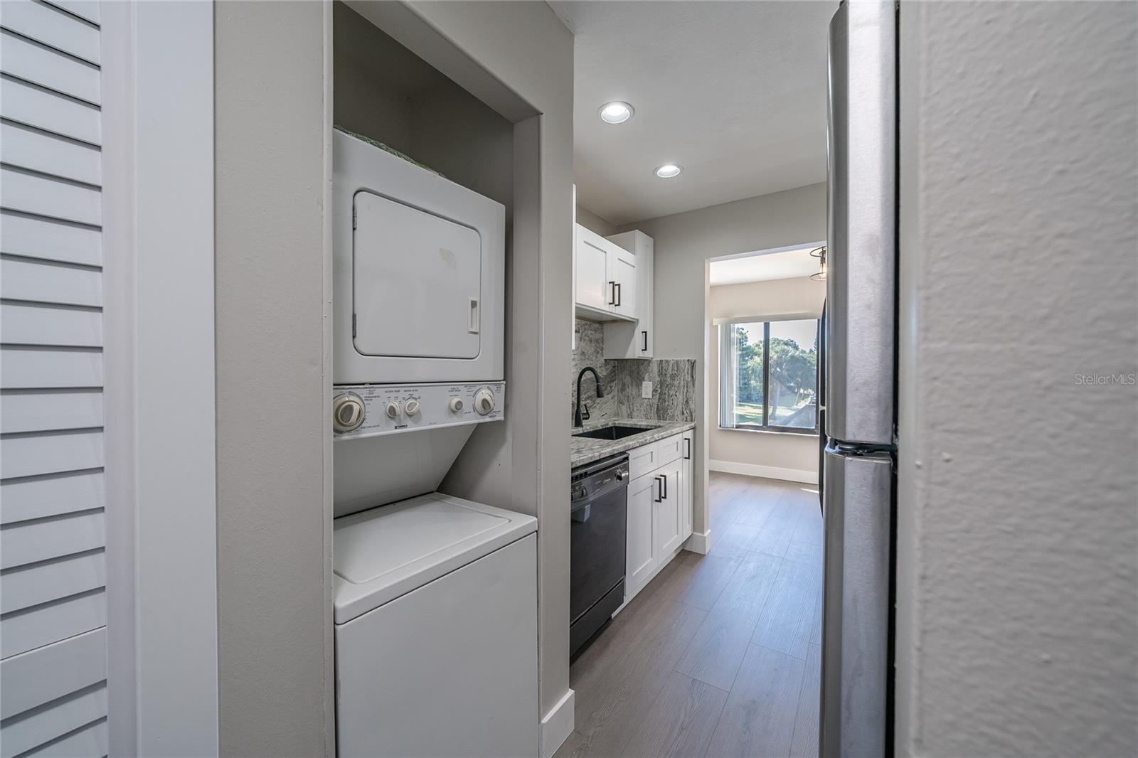 372 MOORINGS COVE DR #372 — photo 26