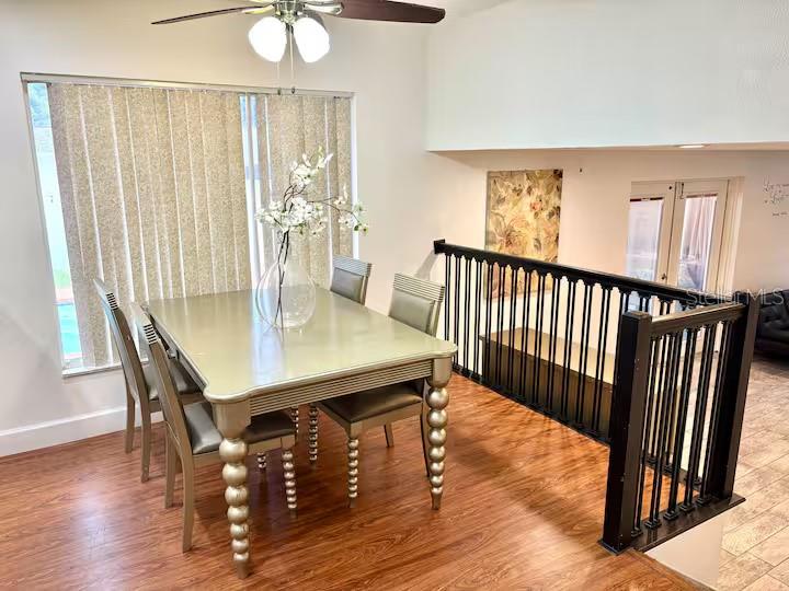 16513 SILVERHILL DR — photo 10