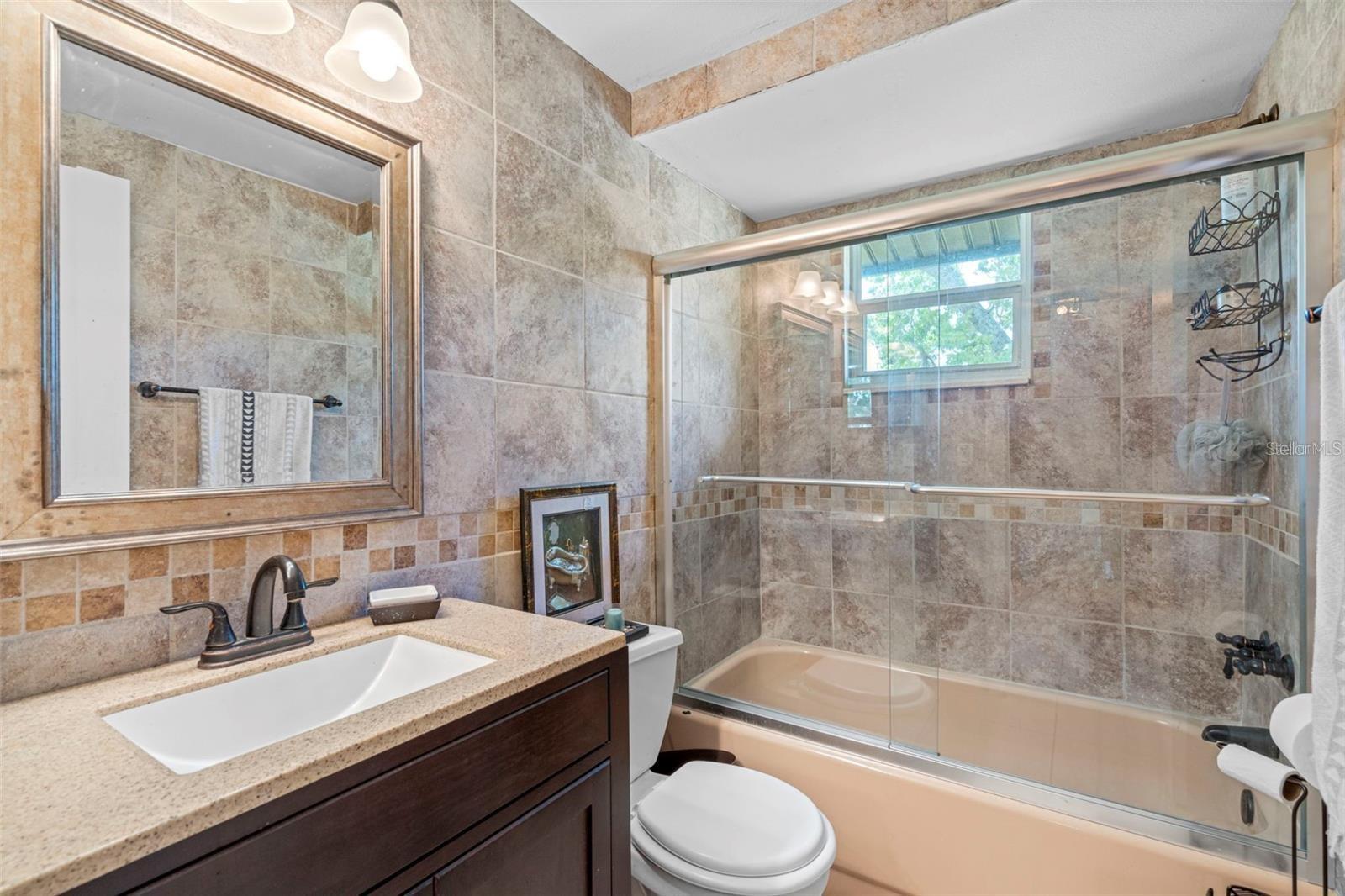 16513 SILVERHILL DR — photo 18