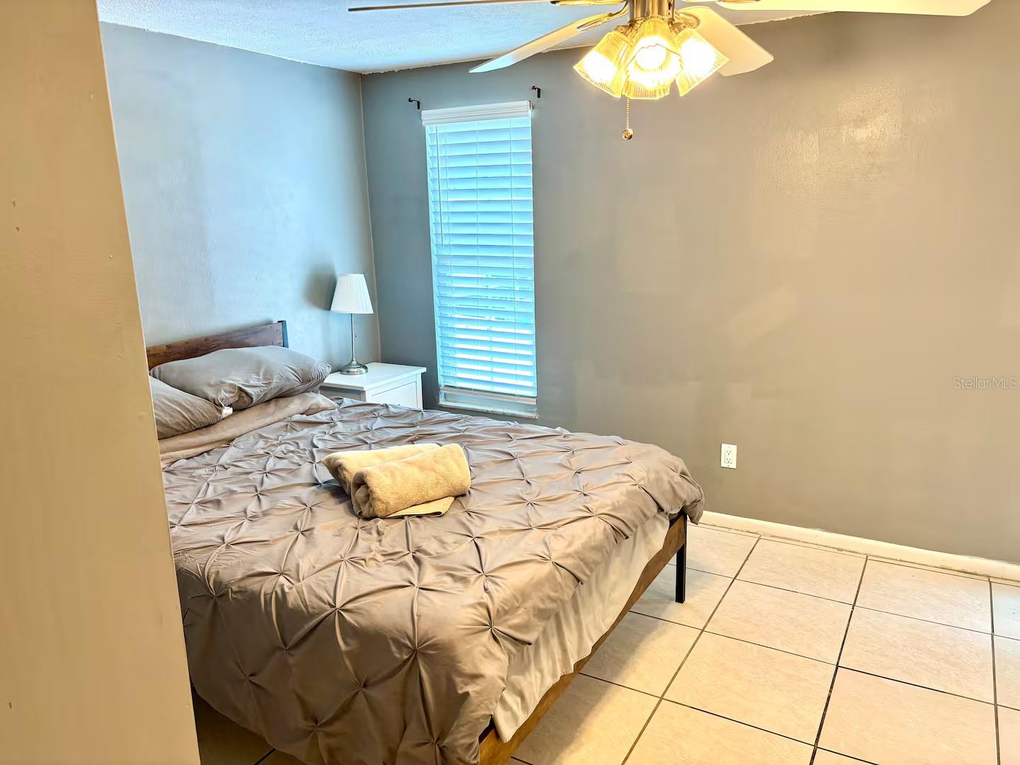 16513 SILVERHILL DR — photo 13