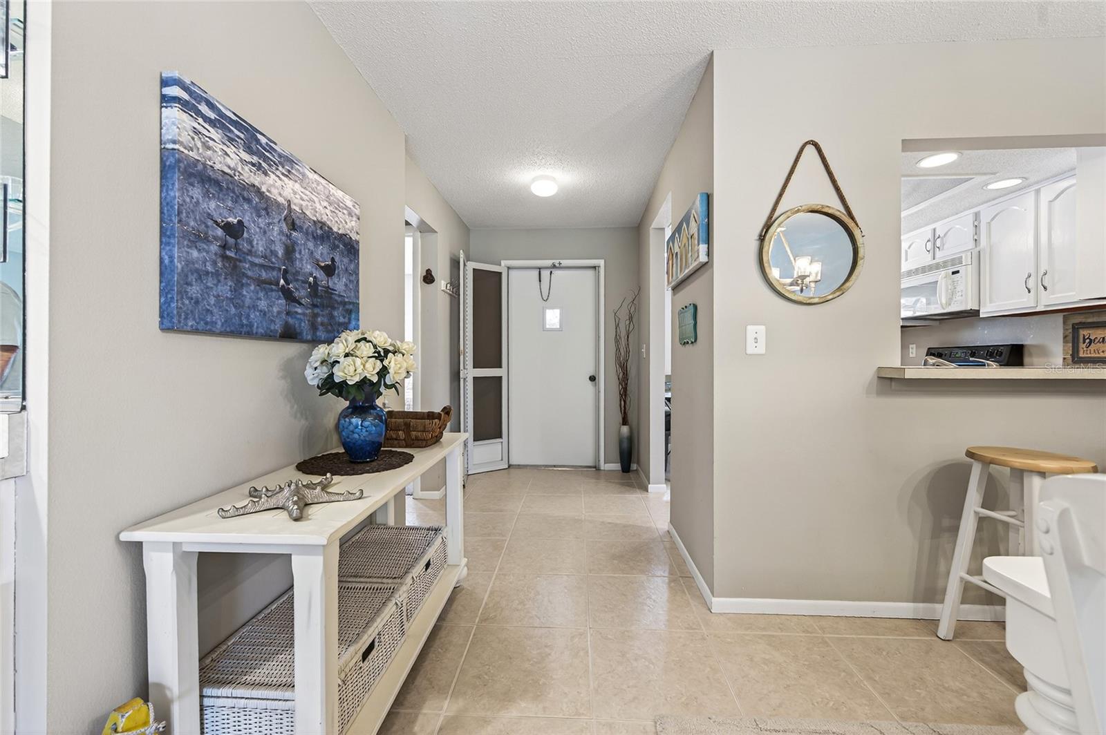 360 THREE LAKES LN #J — photo 4