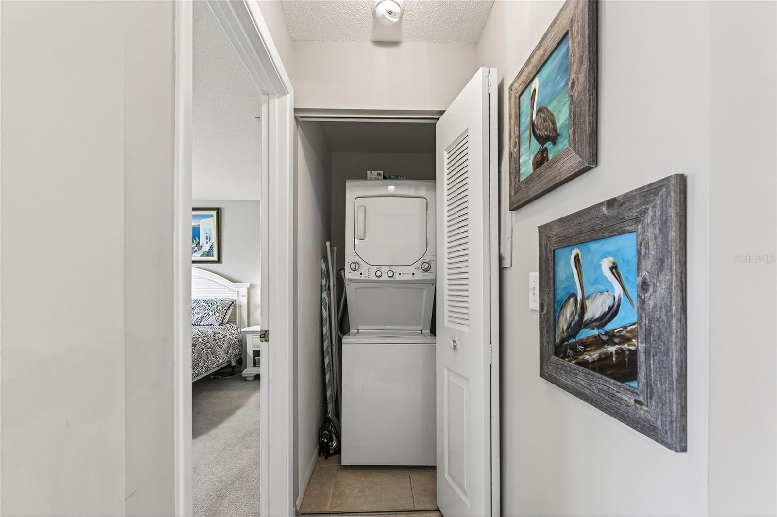 360 THREE LAKES LN #J — photo 18
