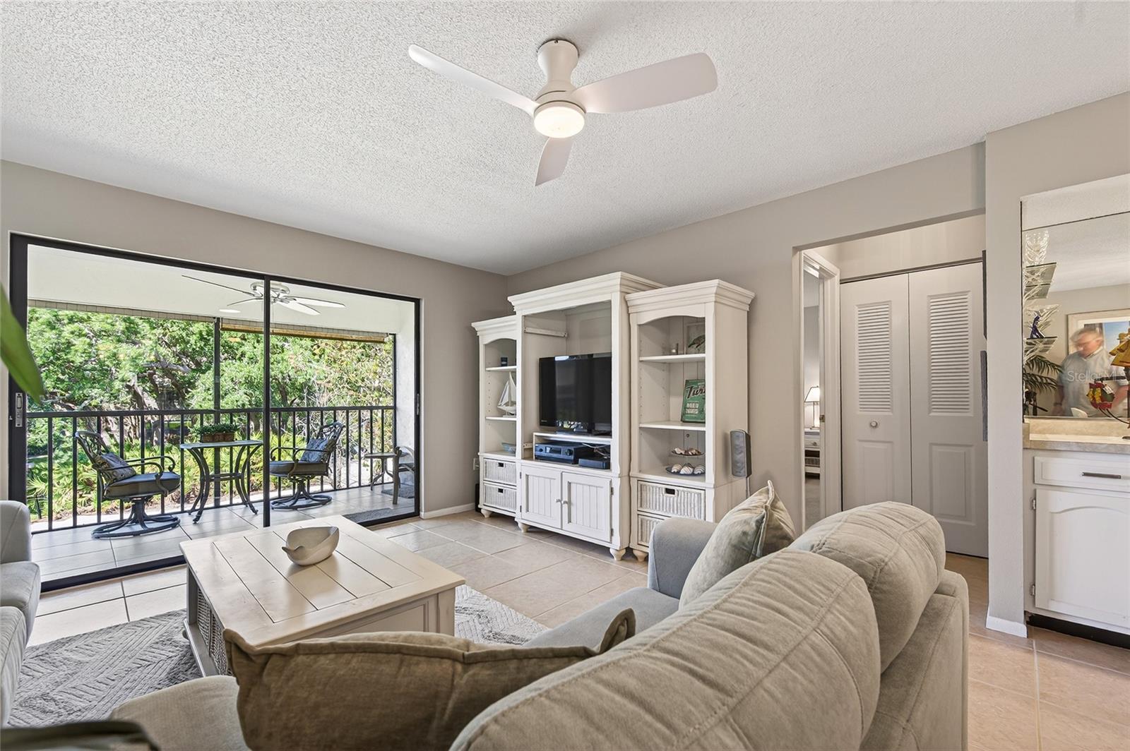 360 THREE LAKES LN #J — photo 13