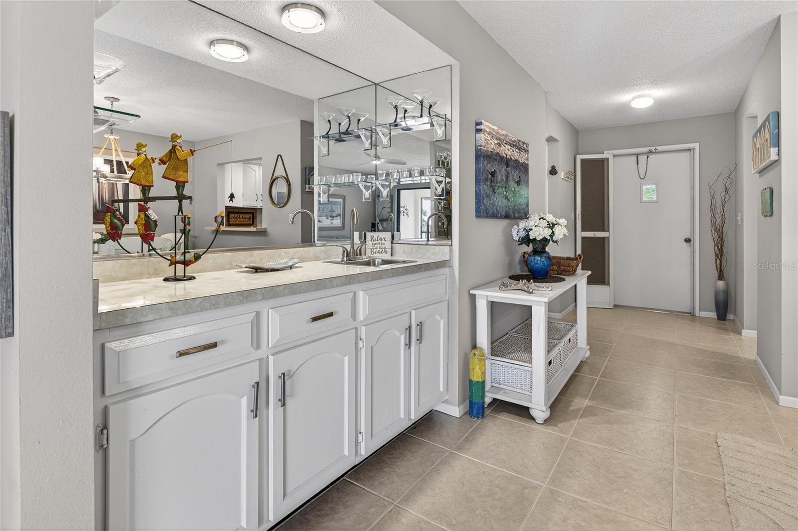 360 THREE LAKES LN #J — photo 5