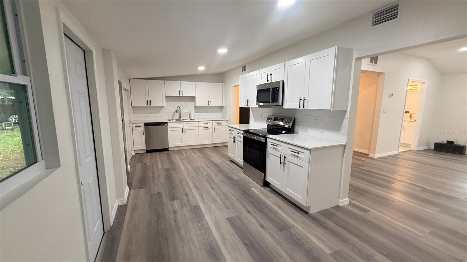 15535 LITTLE RANCH RD — photo 4