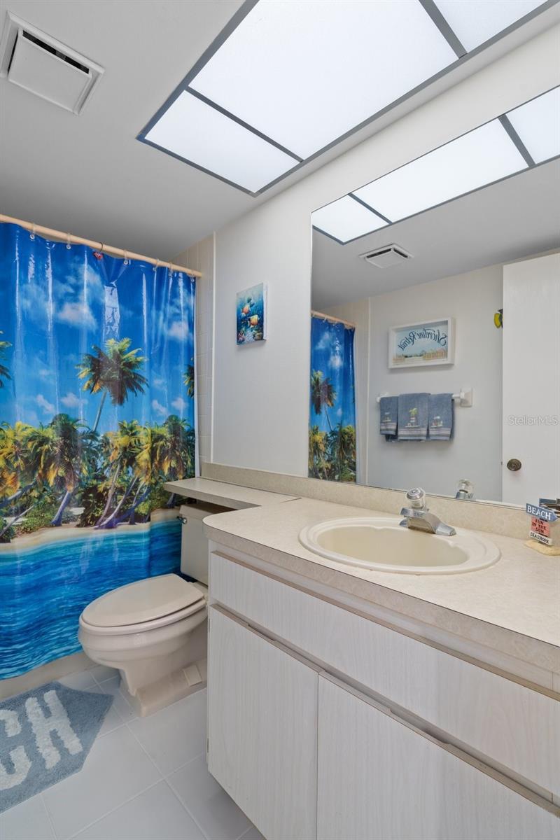 8211 BRENT ST #816 — photo 32