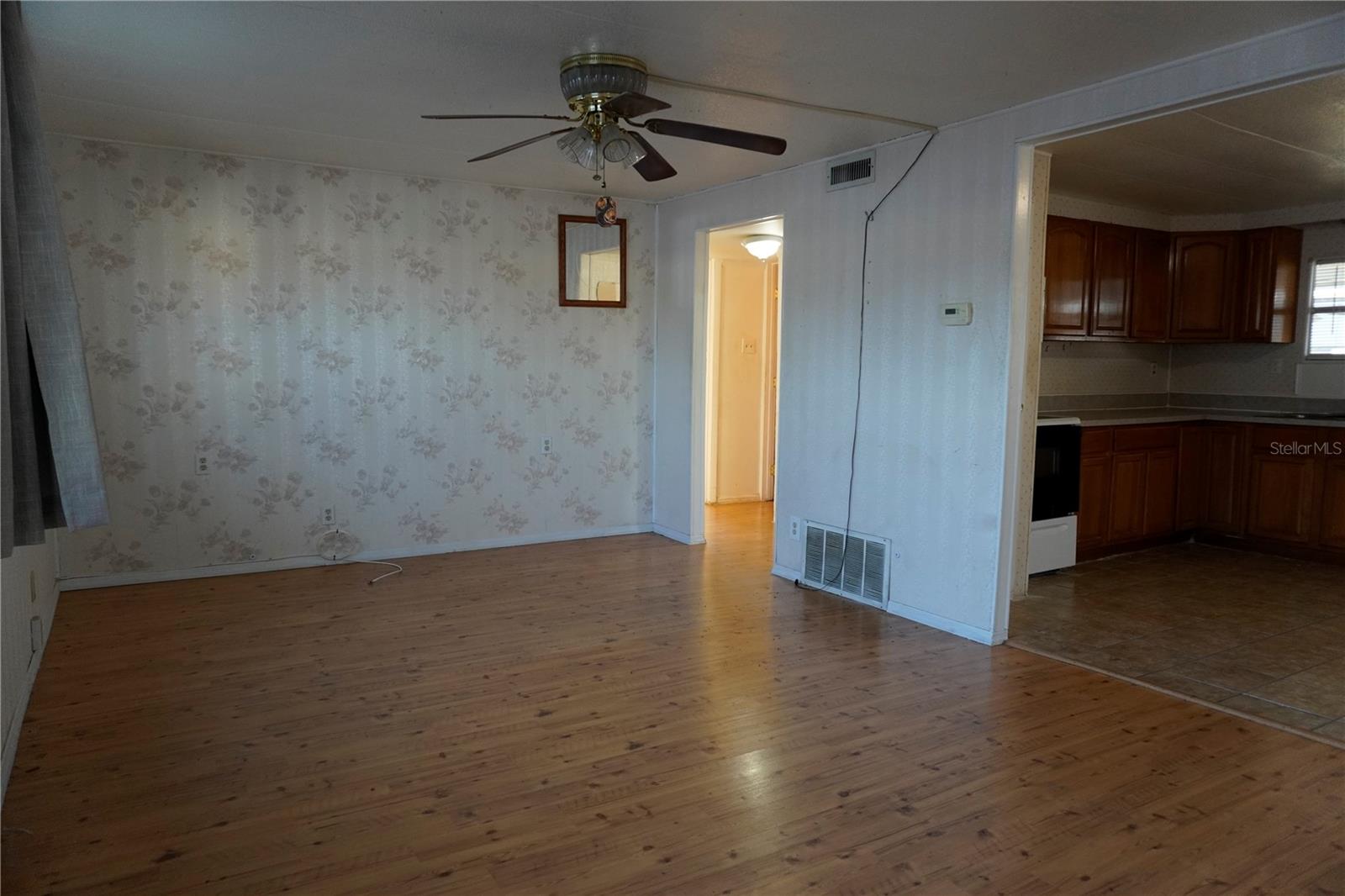 82125 B ST N #125 — photo 7