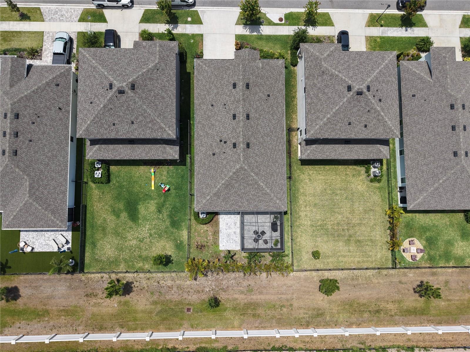 6364 ROADSTEAD CT — photo 45