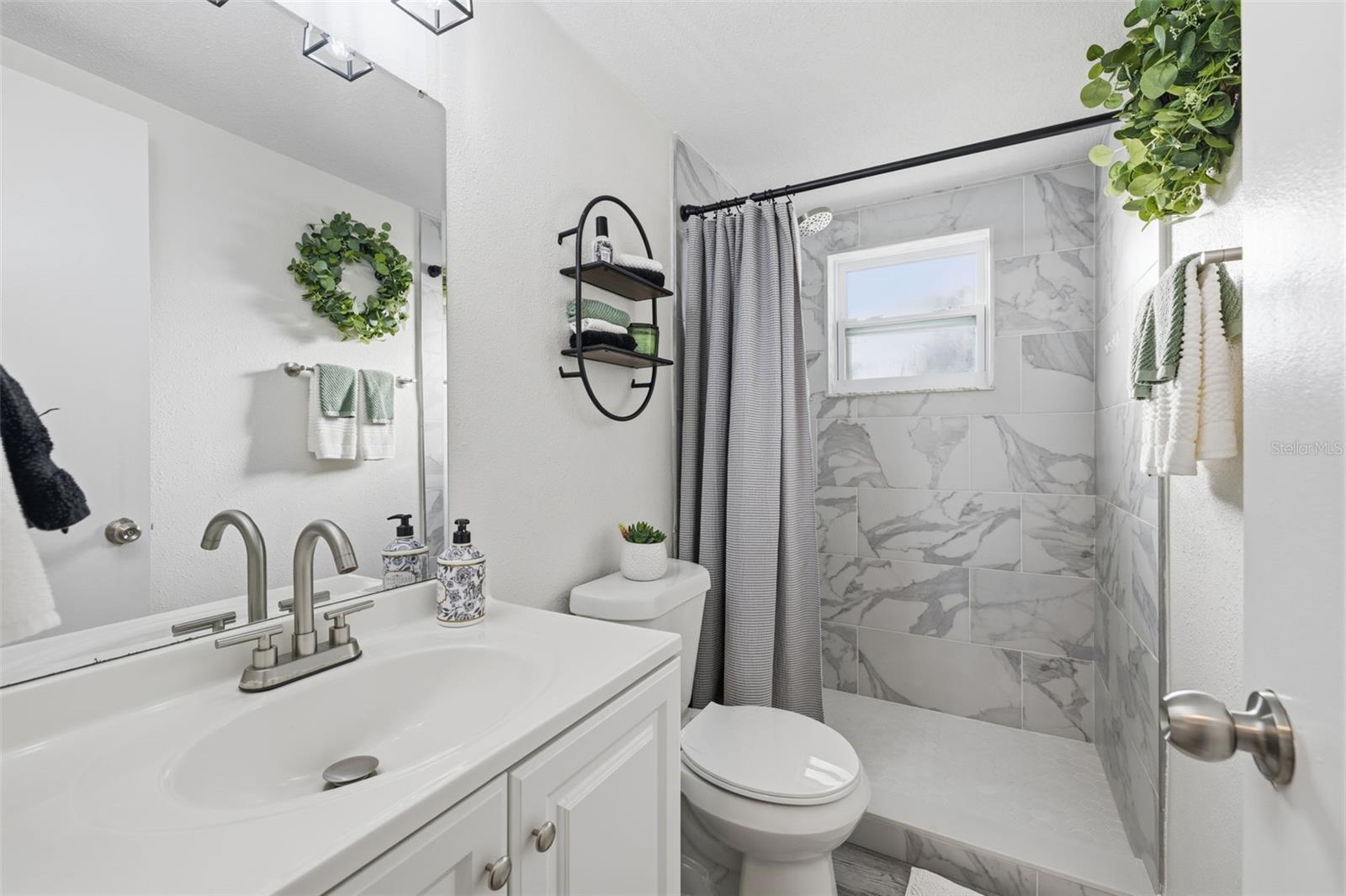 14702 BLUESTONE LN — photo 20