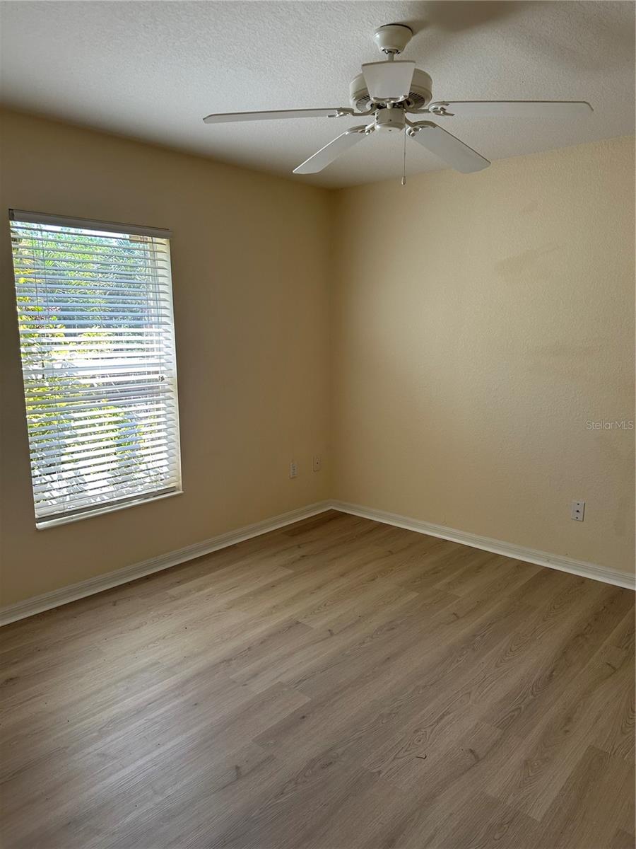8171 ROCLIFF AVE — photo 16