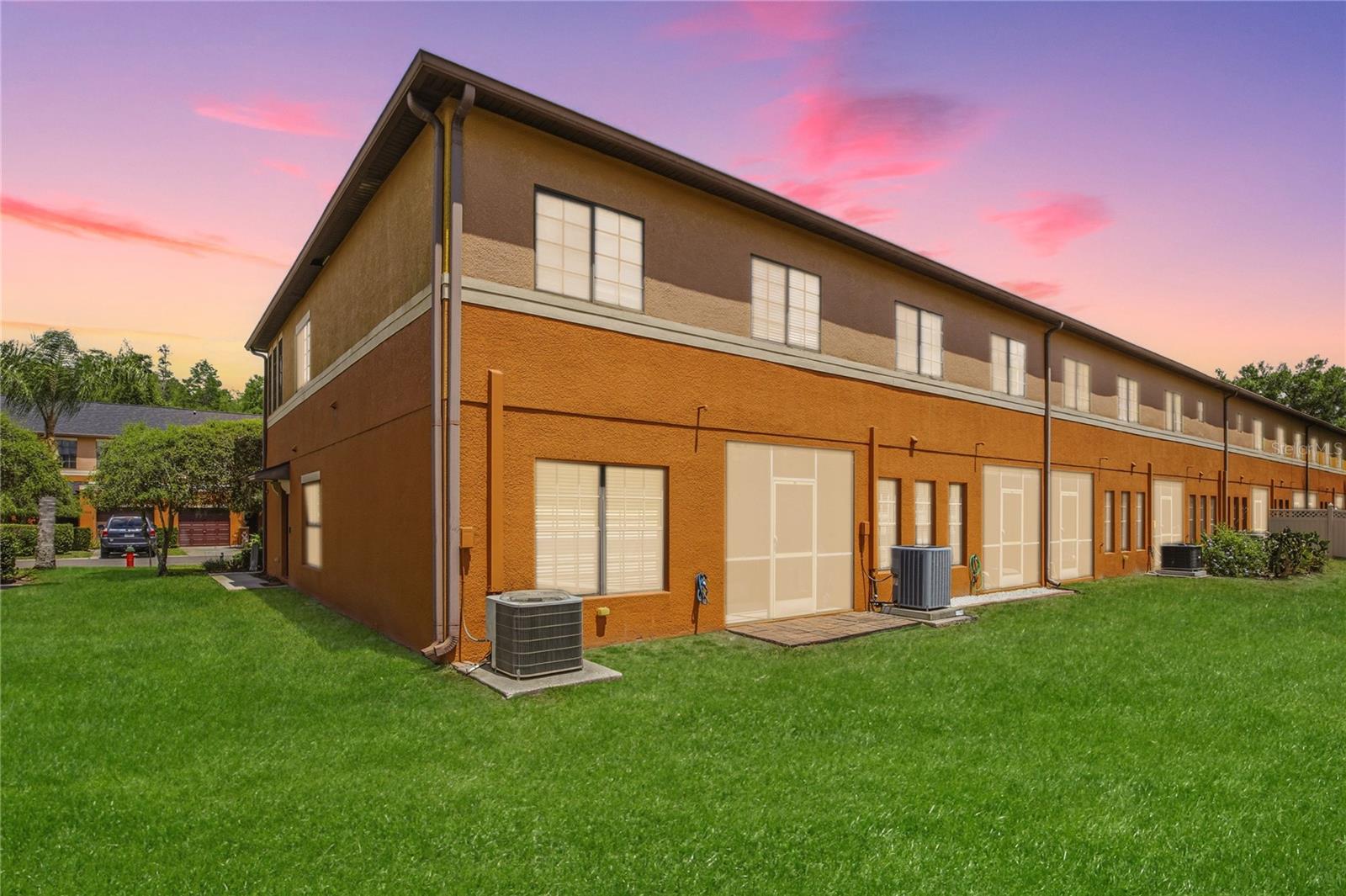1033 BLACKWATER DR — photo 37