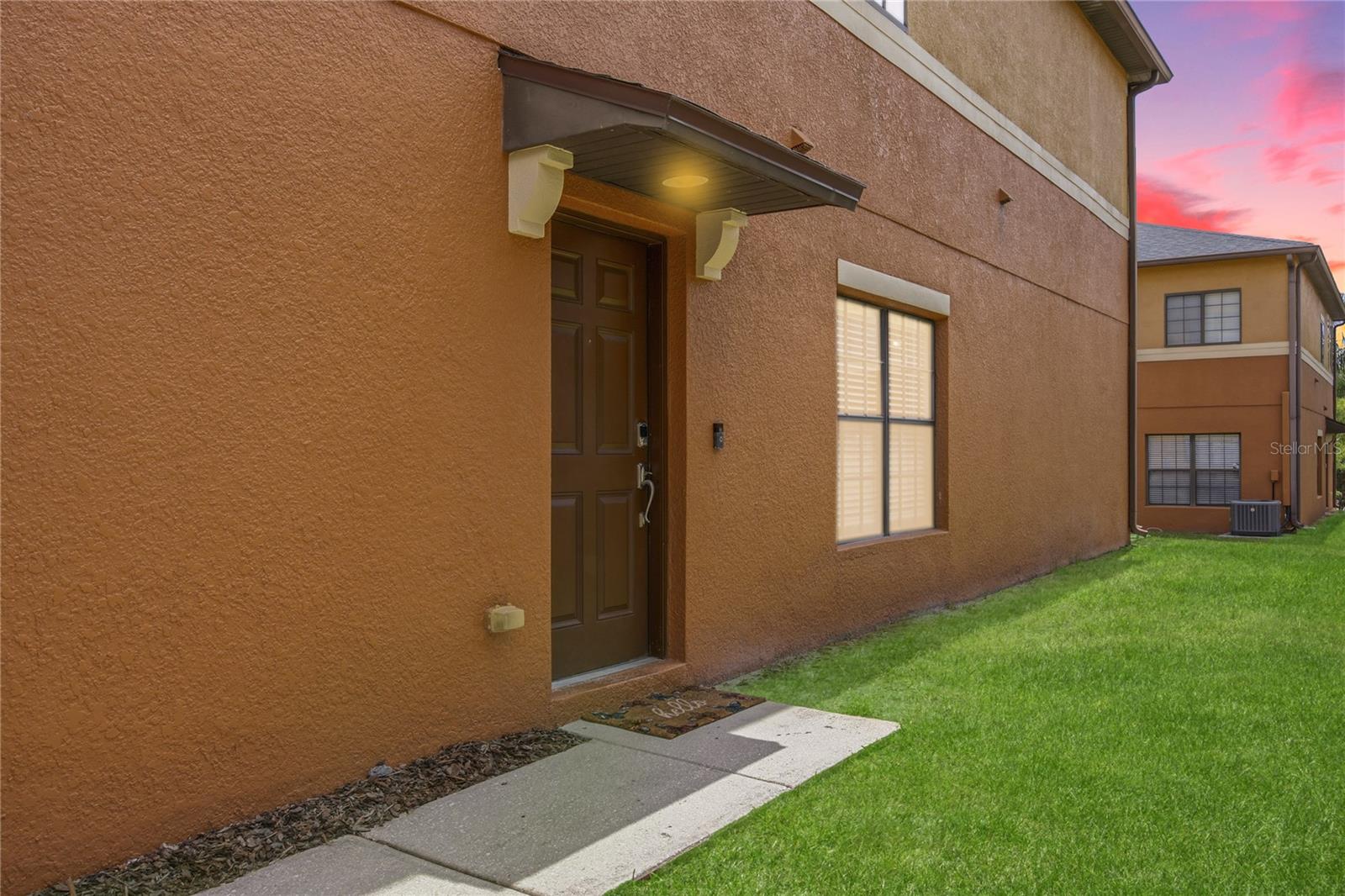 1033 BLACKWATER DR — photo 35