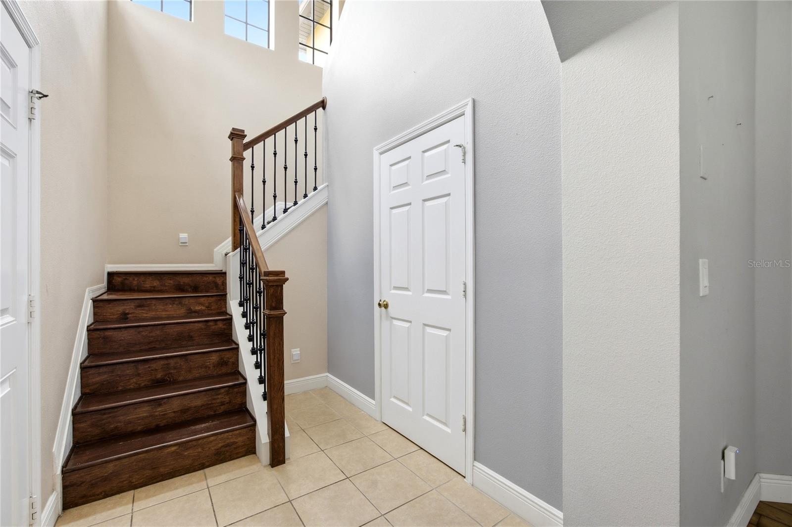 1033 BLACKWATER DR — photo 17