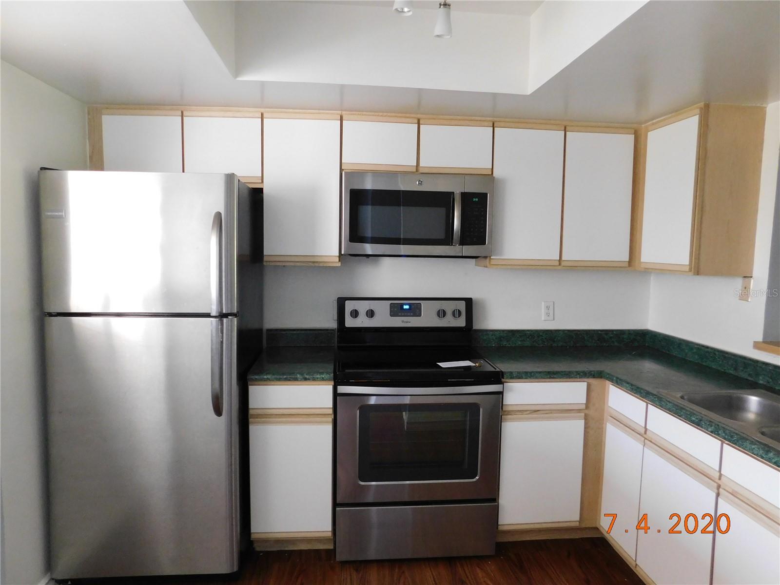 6314 NEWTOWN CIR #14B3 — photo 2