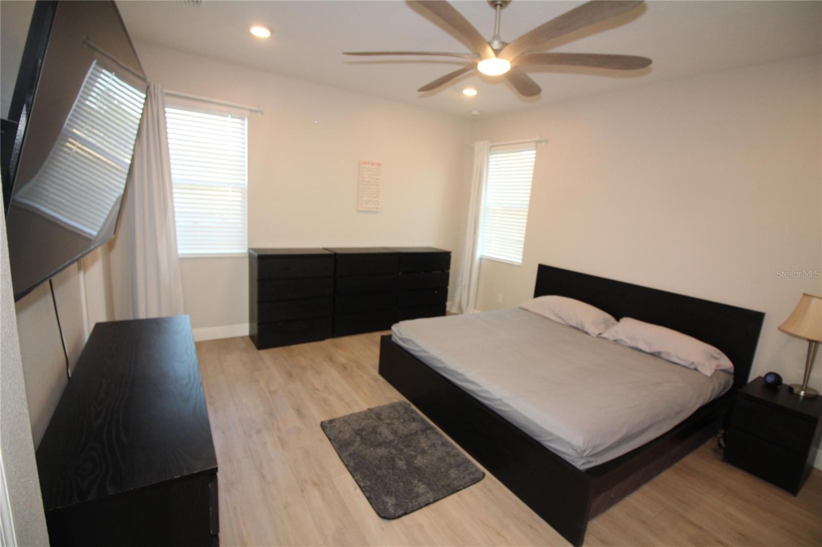 9449 SANDERS PARK PL — photo 16