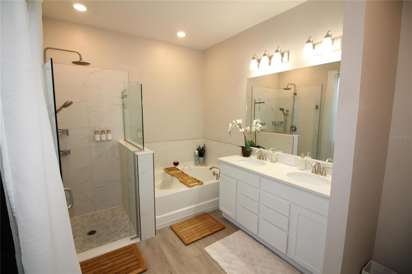 9449 SANDERS PARK PL — photo 18