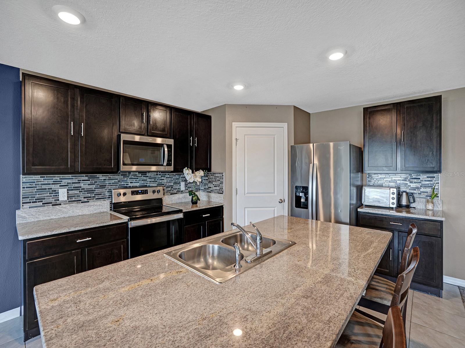 7850 SAIL CLOVER LN — photo 10