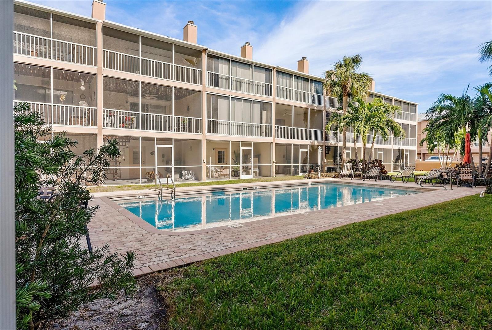 637 PINELLAS BAYWAY S #207 — photo 29