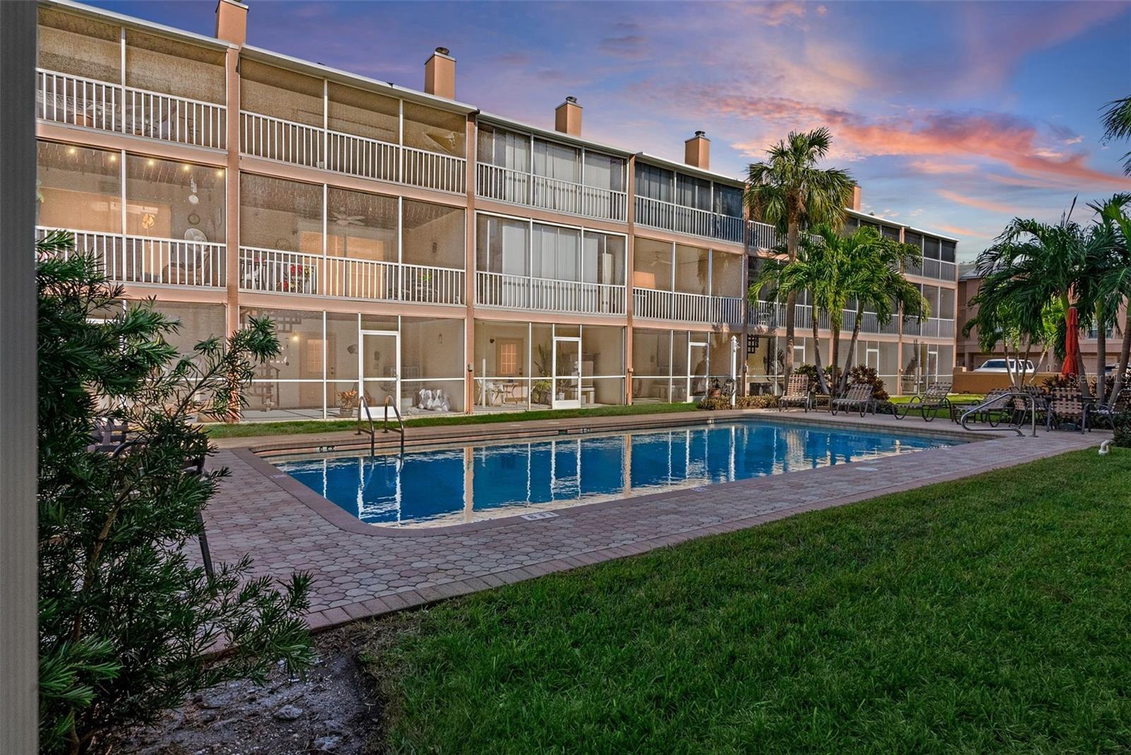 637 PINELLAS BAYWAY S #207 — photo 2