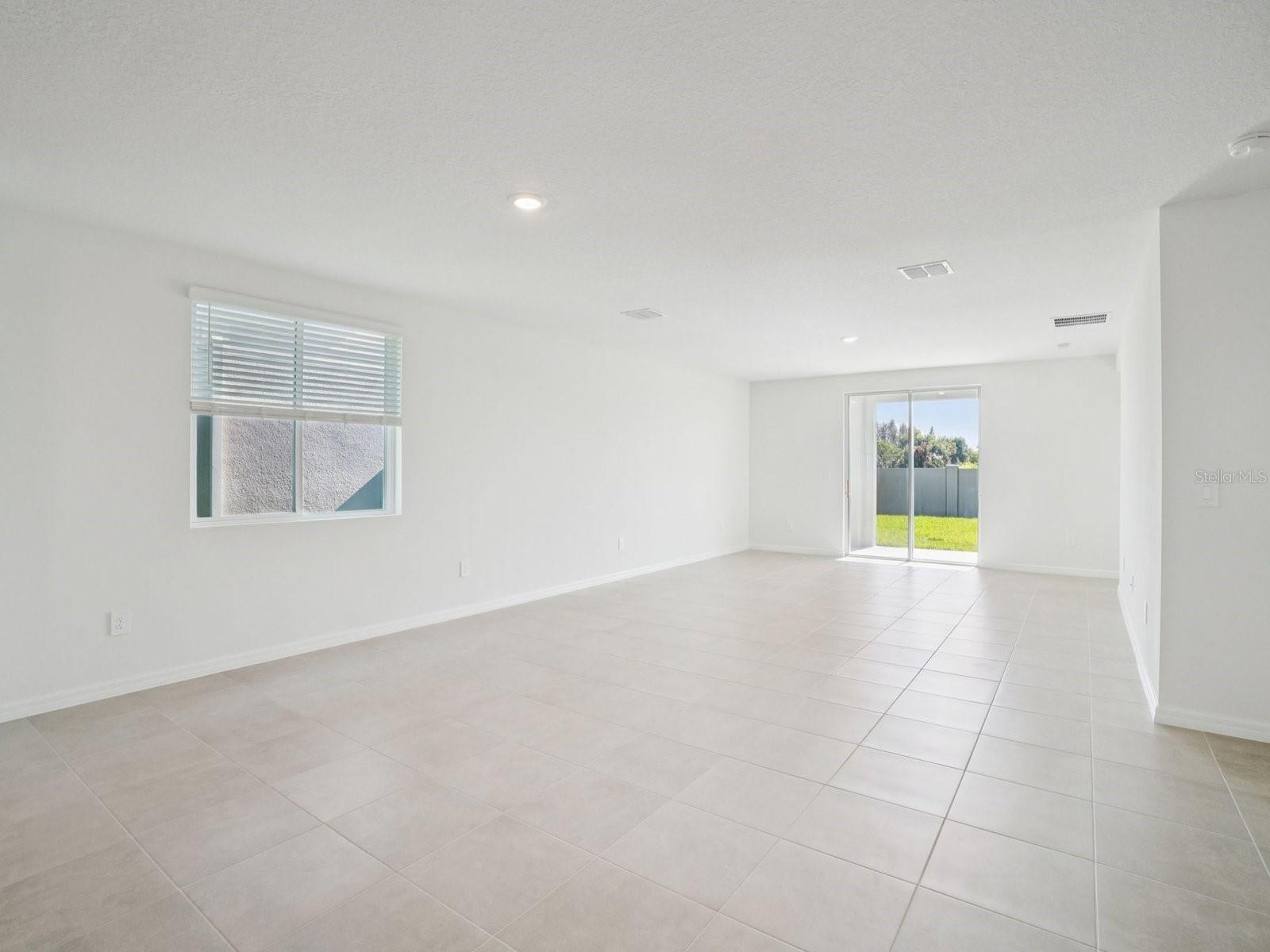 1696 COOLRIDGE PL — photo 2