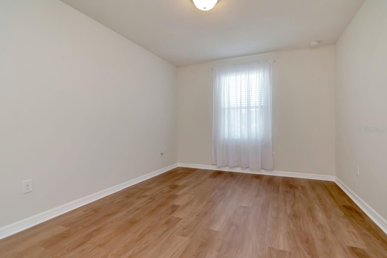 5368 SYLVESTER LOOP — photo 32