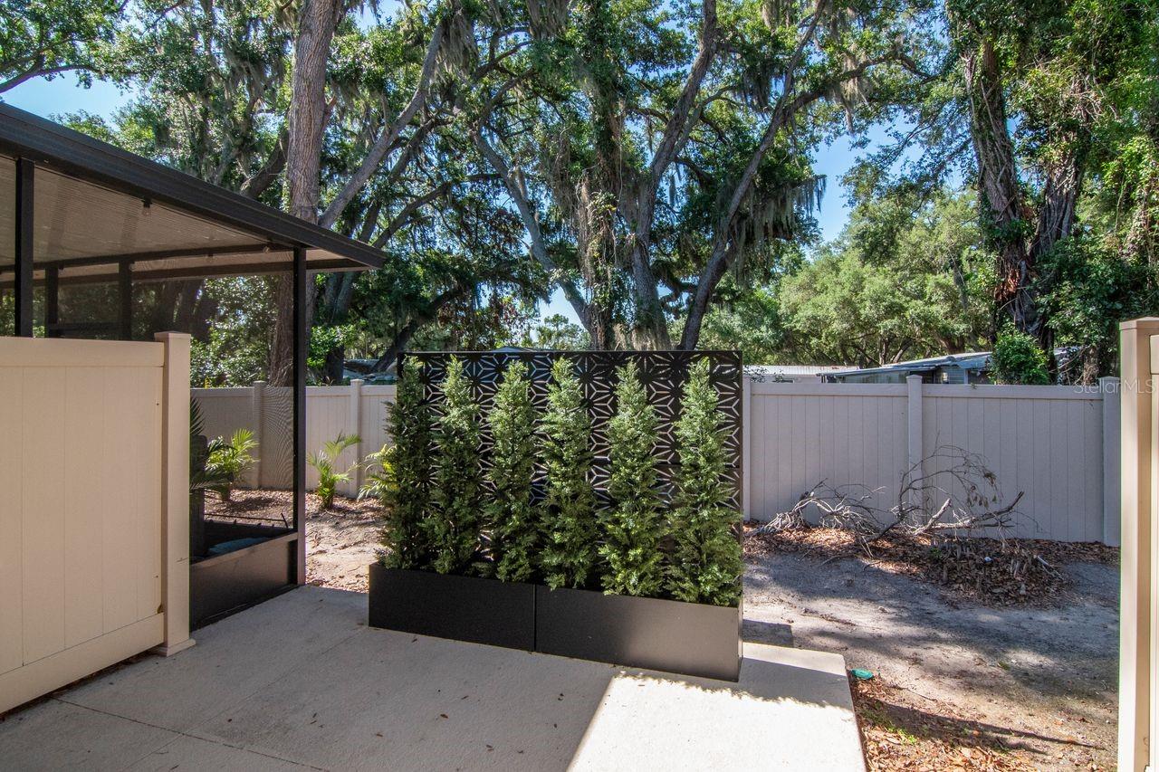 5368 SYLVESTER LOOP — photo 35