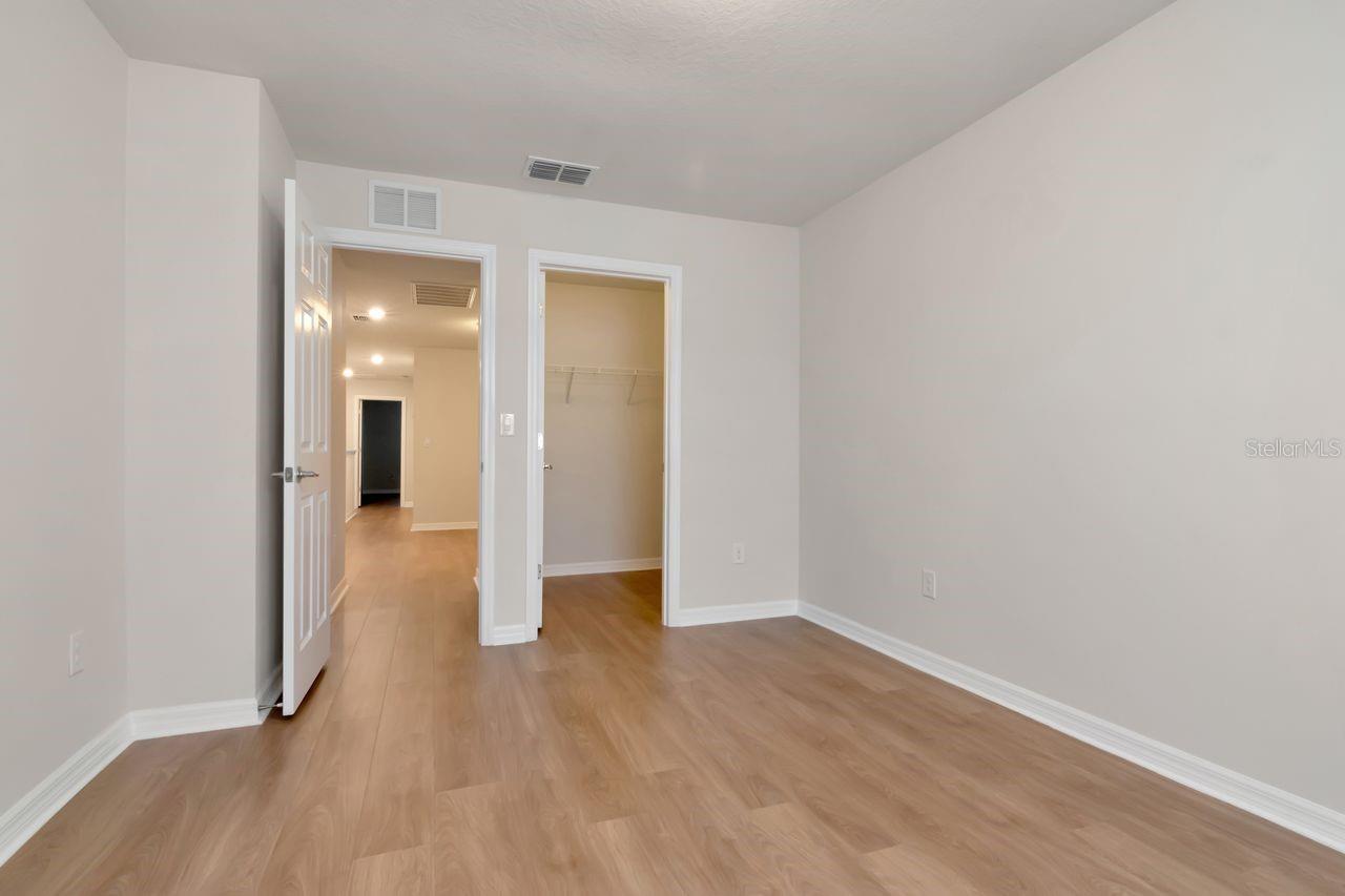 5368 SYLVESTER LOOP — photo 33