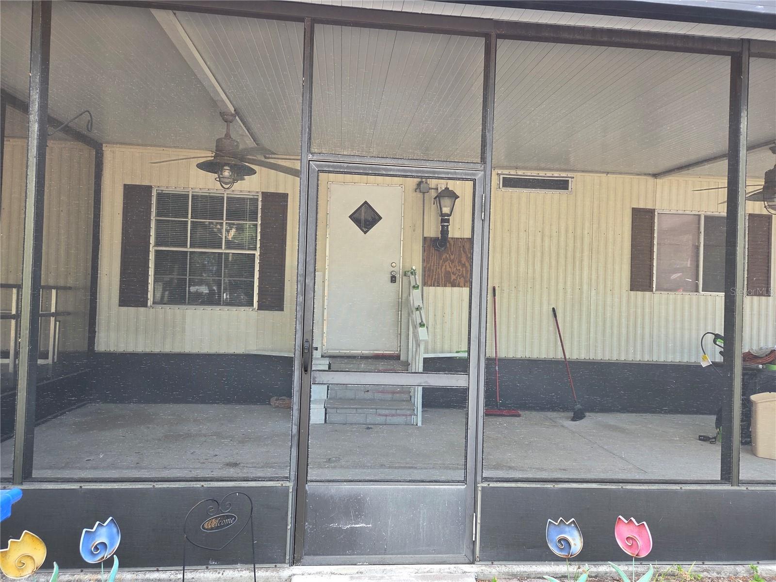8828 KANAWHA RD — photo 2